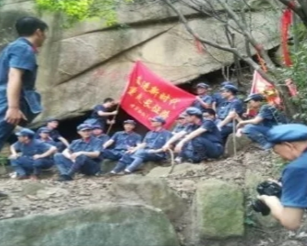 武漢大學紅安紅色教育(圖22) 紅安紅色教育培訓學員現場學習