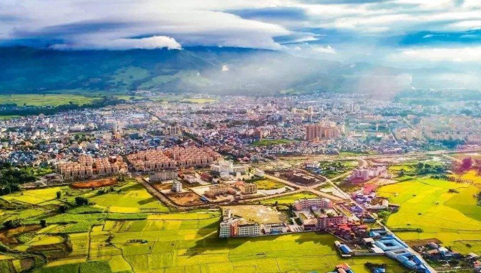 武漢大學(xué)2020年“千村示范 萬村整治”專題培訓(xùn)班_課程_方案_計(jì)劃(圖1) 武漢大學(xué)2020年“千村示范 萬村整治”專題培訓(xùn)班_課程_方案_計(jì)劃